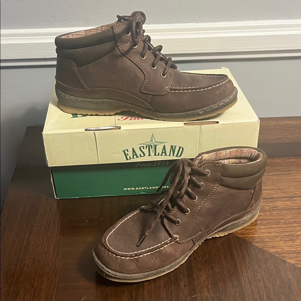 WOMEN’S EASTLAND 9.5 9 1/2 brown boots shoes MADAWASKA  women’s shoes